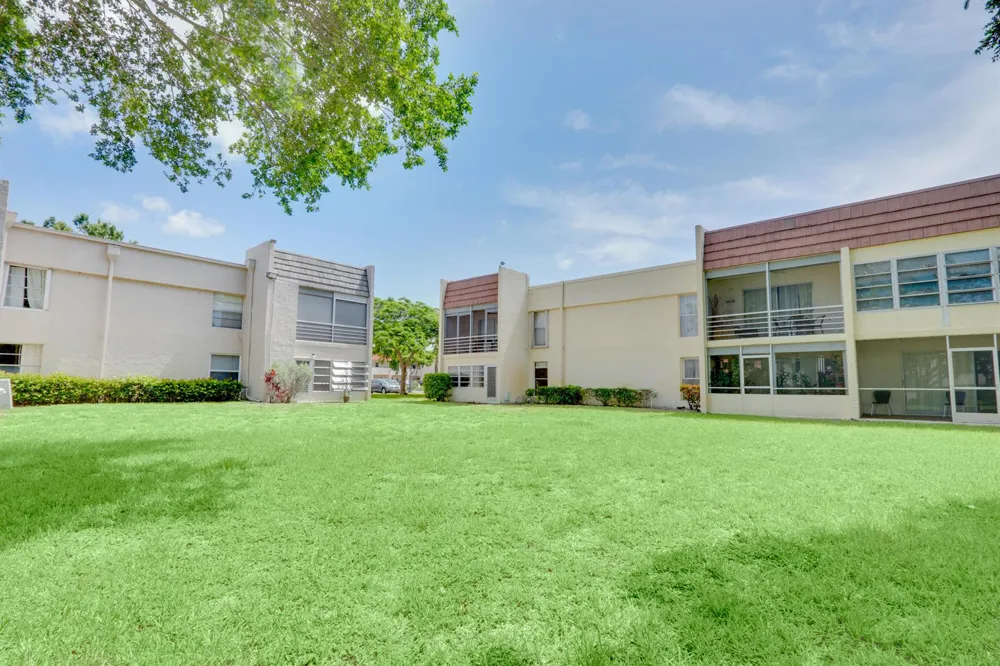 2800 FIORE WAY #115 Delray Beach, FL 33445