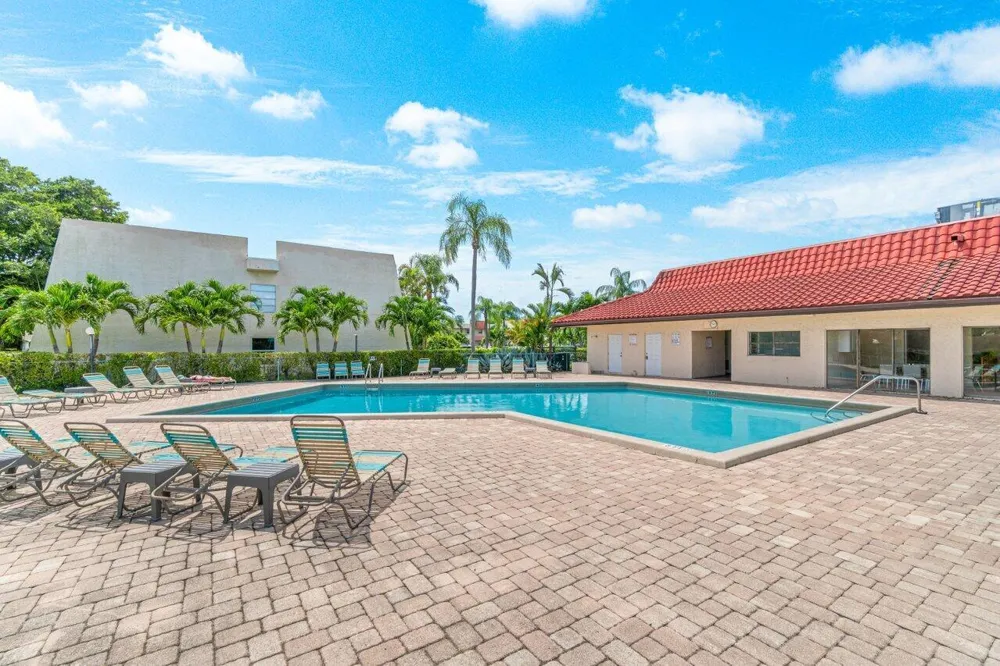 2800 FIORE WAY #115 Delray Beach, FL 33445