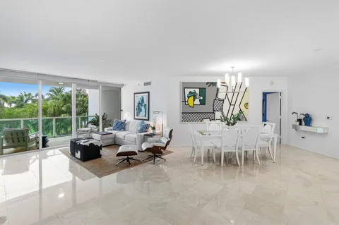 550 SE Mizner Boulevard #B309