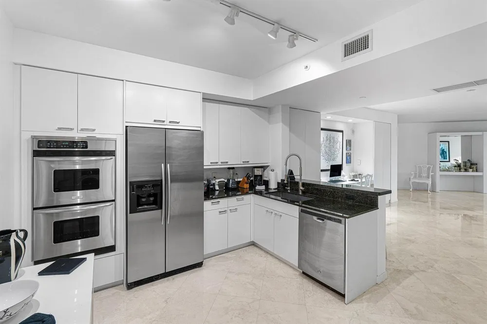550 SE Mizner Boulevard #B309 Boca Raton, FL 33432