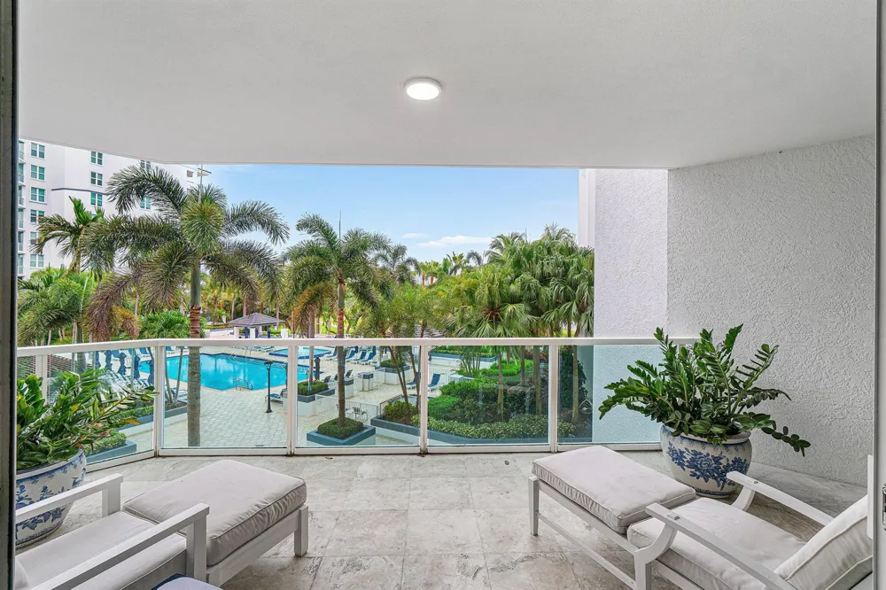 550 SE Mizner Boulevard #B309 Boca Raton, FL 33432