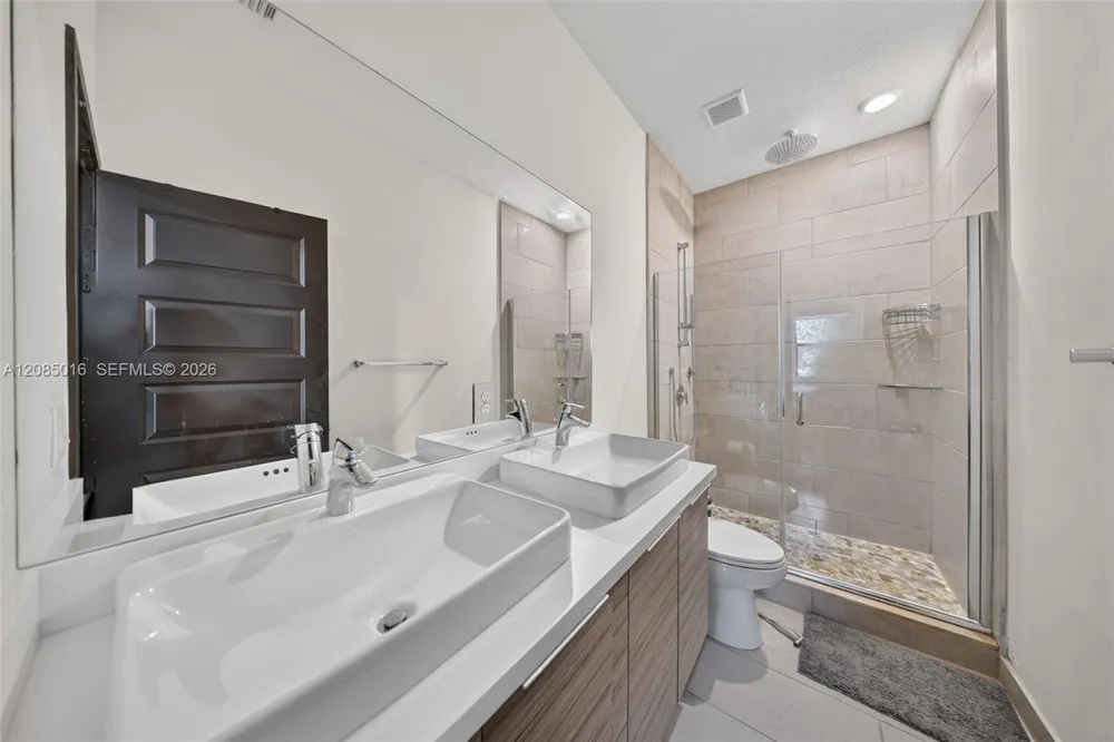 15490 NW 91st Ct #0 Miami Lakes, FL 33018