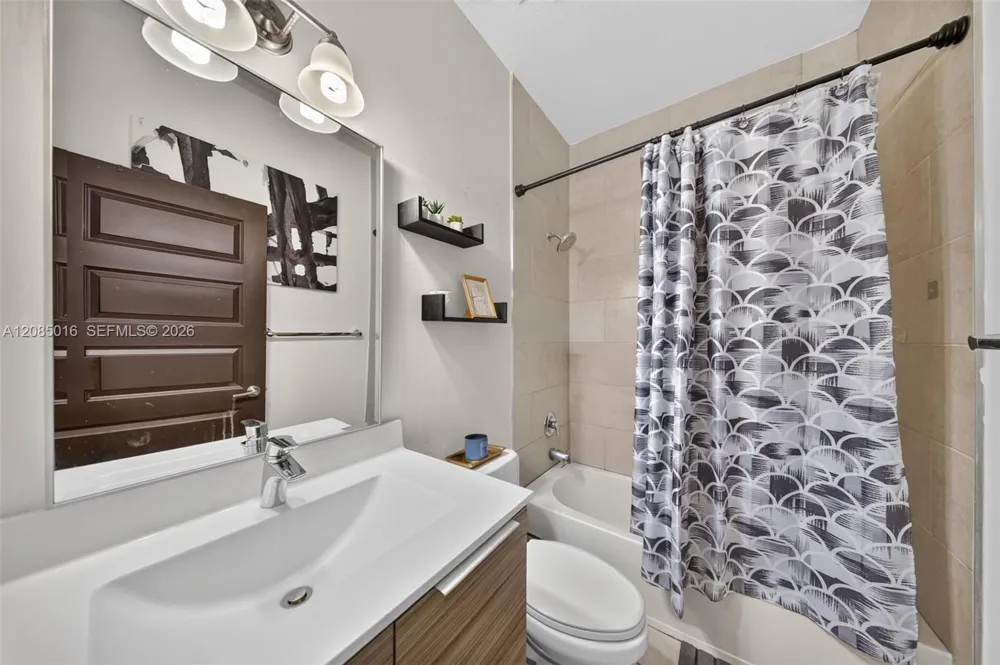15490 NW 91st Ct #0 Miami Lakes, FL 33018