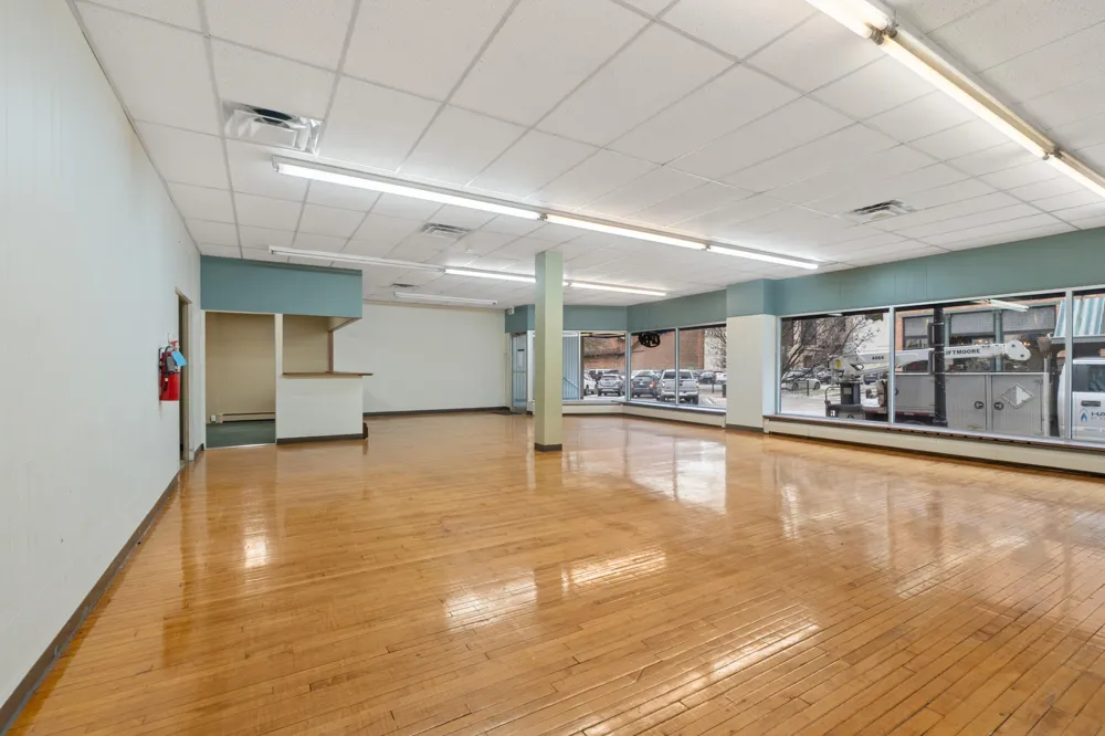 132 W Pearl Street Jackson, MI 49201