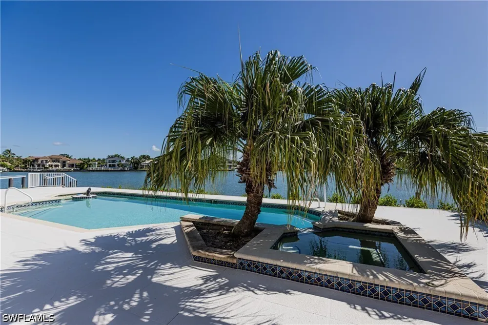 Caxambas Court Marco Island, FL 34145