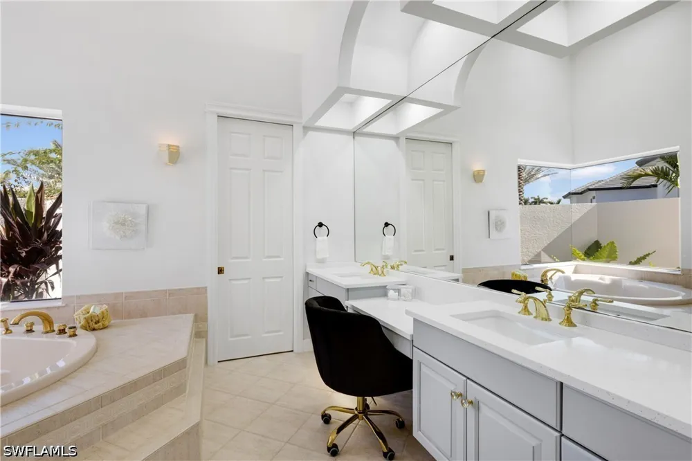 Caxambas Court Marco Island, FL 34145