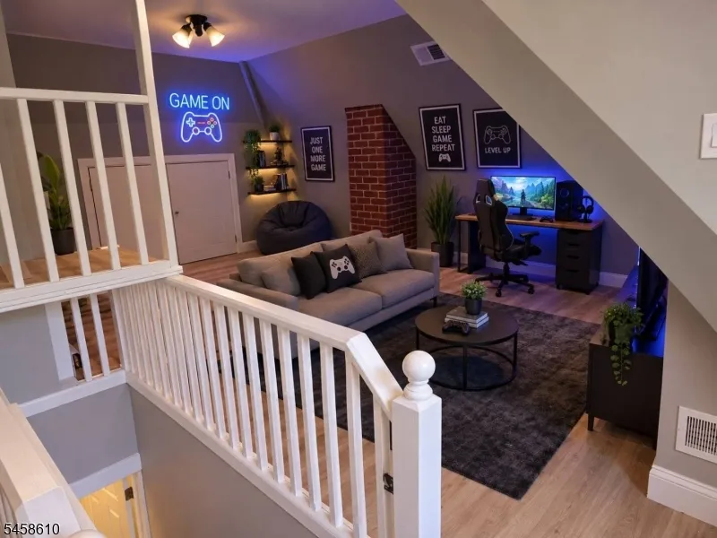 41 Demott Ave Clifton City, NJ 07011