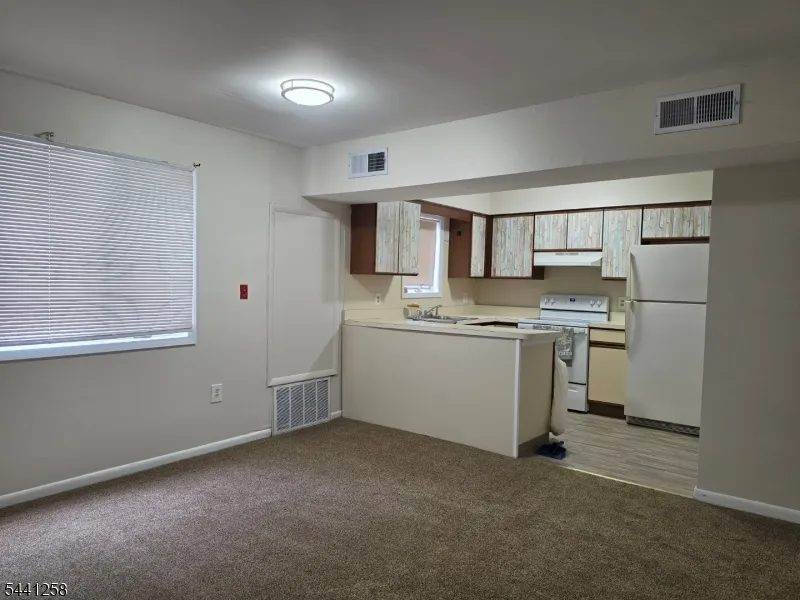 316 Sixth Ave #2C Unit 2C Asbury Park City, NJ 07712