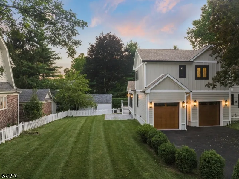 34 Pine Ter Millburn, NJ 07078