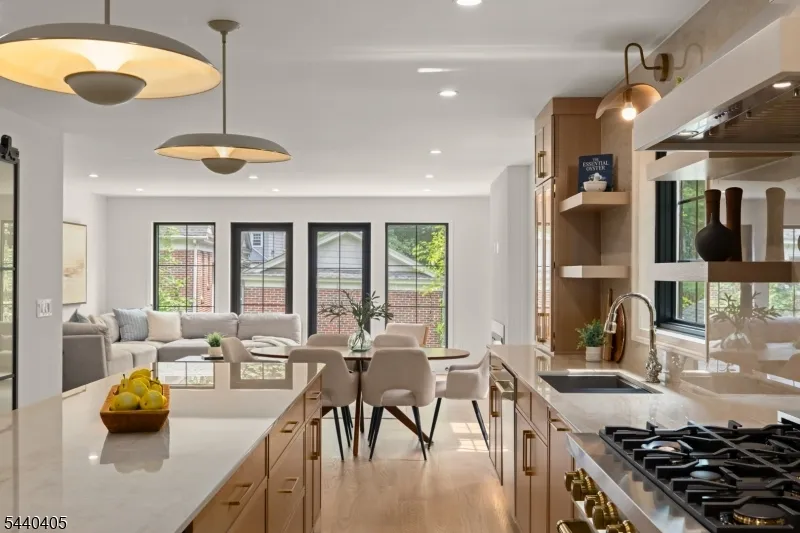 34 Pine Ter Millburn, NJ 07078