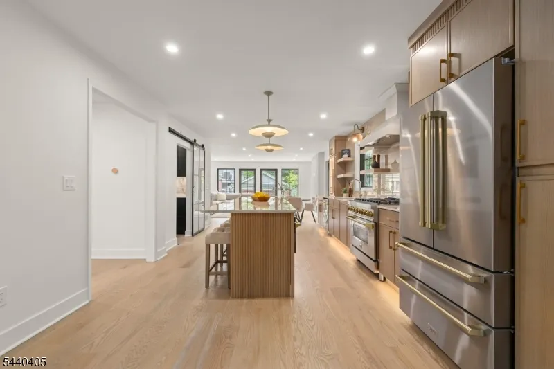 34 Pine Ter Millburn, NJ 07078