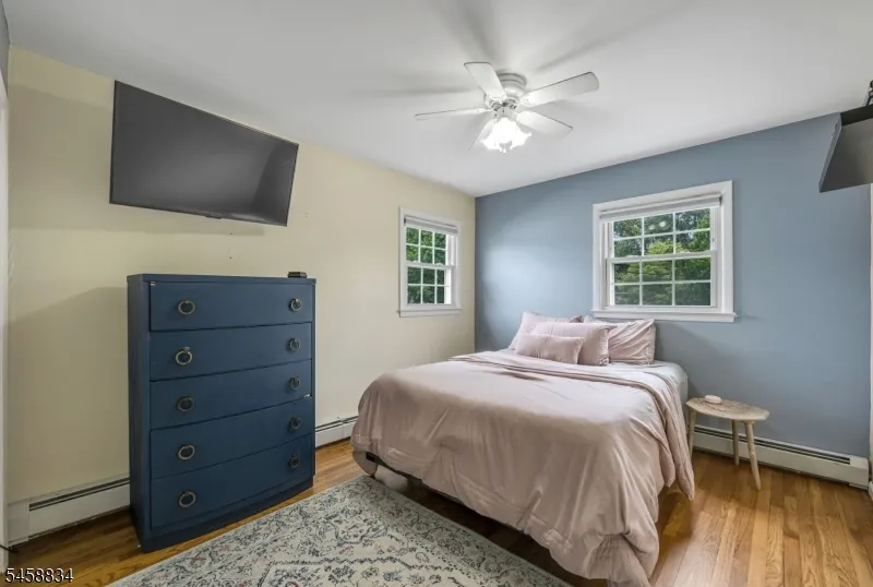 14 Aspen Ct Paramus, NJ 07652