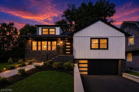 15 Elberta Rd