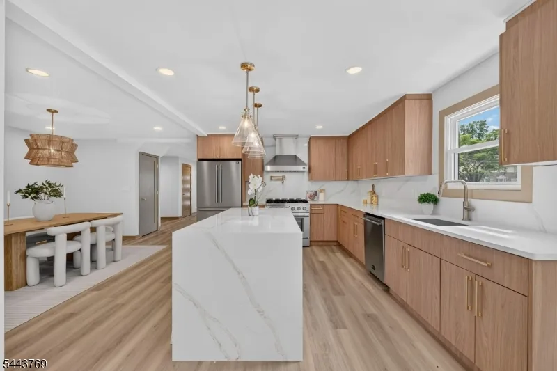 15 Elberta Rd Maplewood, NJ 07040