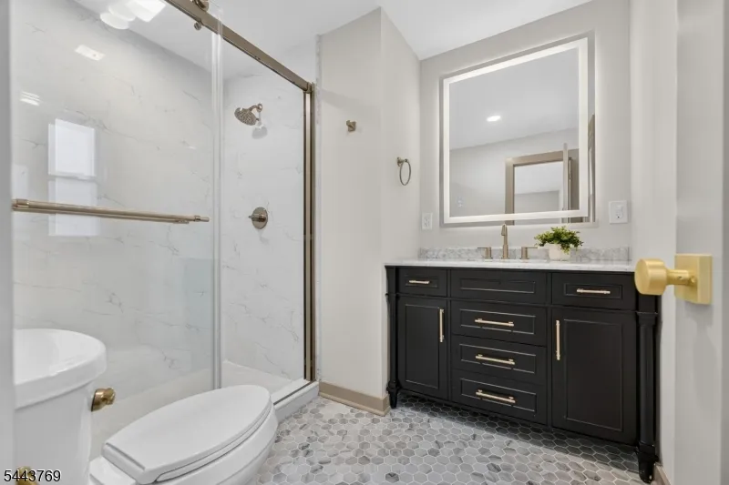 15 Elberta Rd Maplewood, NJ 07040