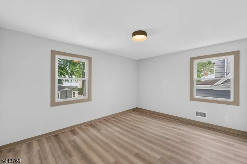 15 Elberta Rd Maplewood, NJ 07040