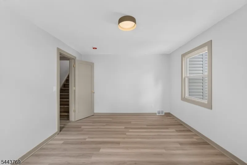 15 Elberta Rd Maplewood, NJ 07040
