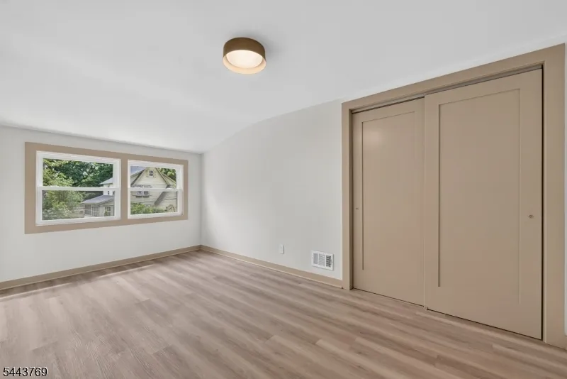 15 Elberta Rd Maplewood, NJ 07040