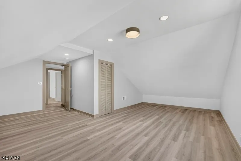 15 Elberta Rd Maplewood, NJ 07040