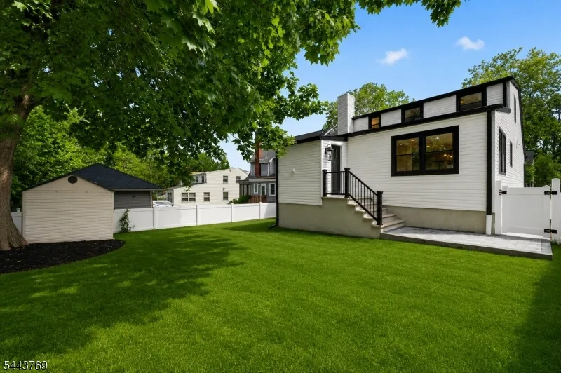 15 Elberta Rd Maplewood, NJ 07040