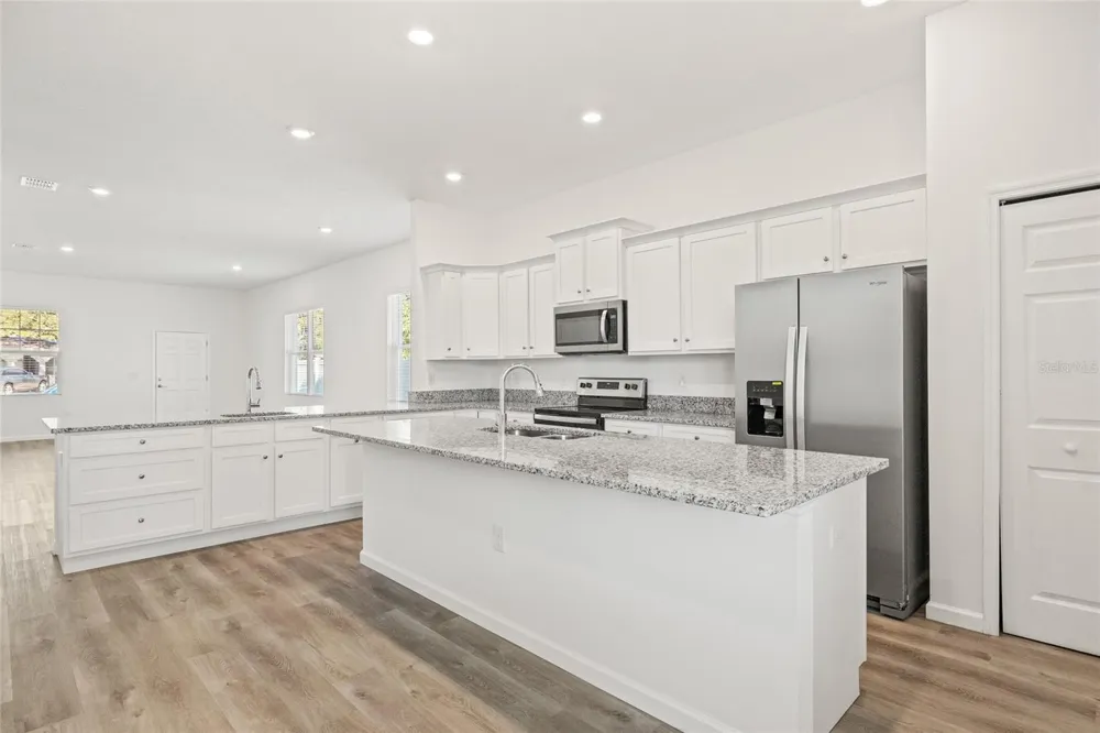 3005 E 17TH AVENUE Tampa, FL 33605