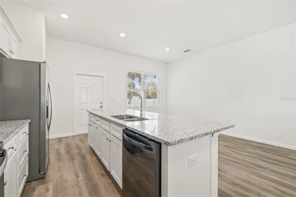 3005 E 17TH AVENUE Tampa, FL 33605