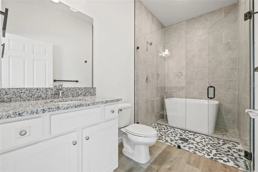 3005 E 17TH AVENUE Tampa, FL 33605