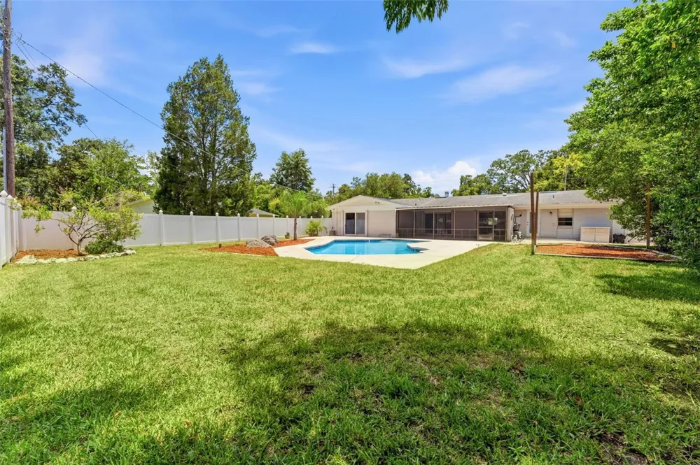 10603 ORANGE GROVE DRIVE Tampa, FL 33618