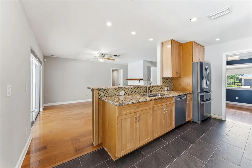 10603 ORANGE GROVE DRIVE Tampa, FL 33618