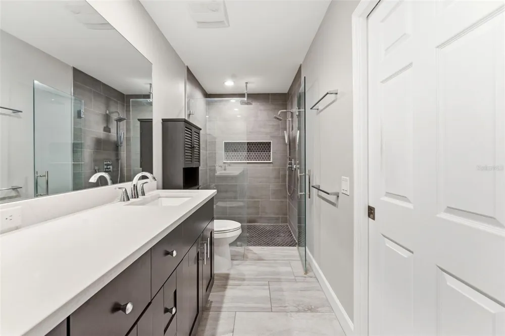 10603 ORANGE GROVE DRIVE Tampa, FL 33618