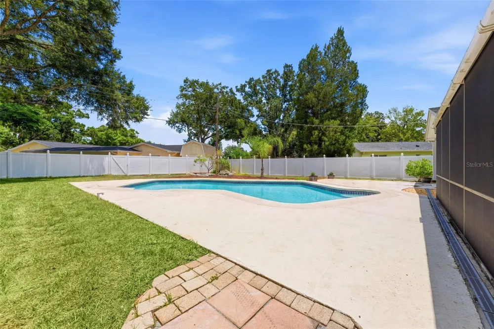 10603 ORANGE GROVE DRIVE Tampa, FL 33618