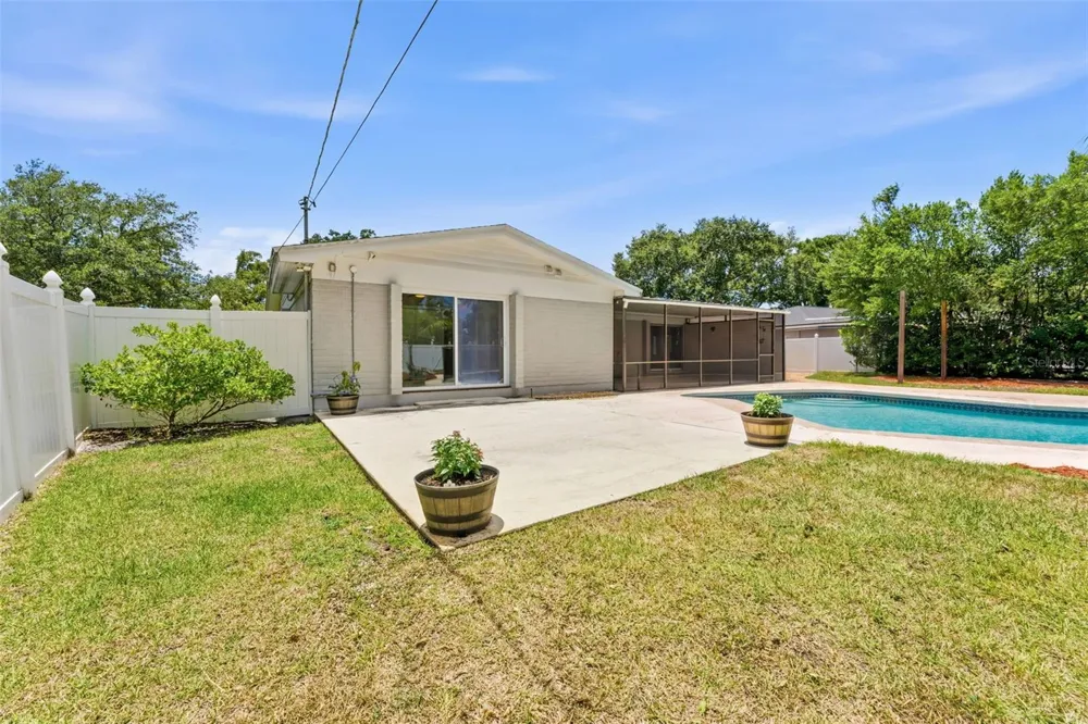 10603 ORANGE GROVE DRIVE Tampa, FL 33618