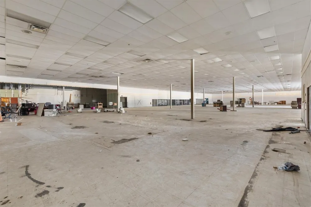 440 W GULF ATLANTIC HIGHWAY Wildwood, FL 34785