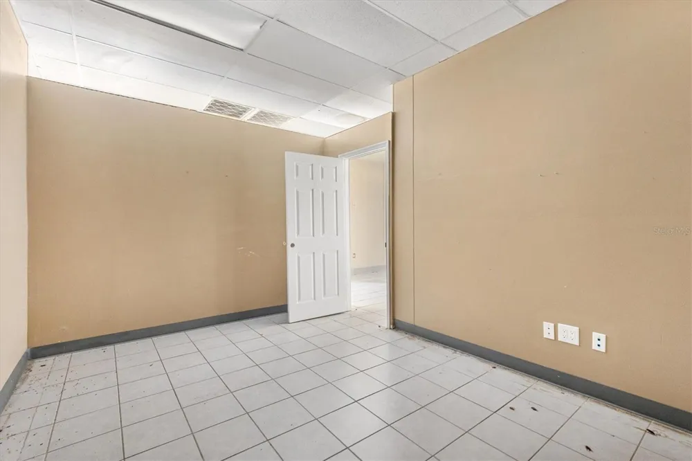 440 W GULF ATLANTIC HIGHWAY Wildwood, FL 34785