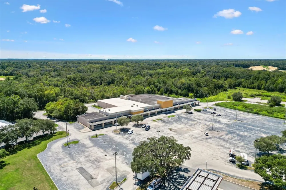 440 W GULF ATLANTIC HIGHWAY Wildwood, FL 34785