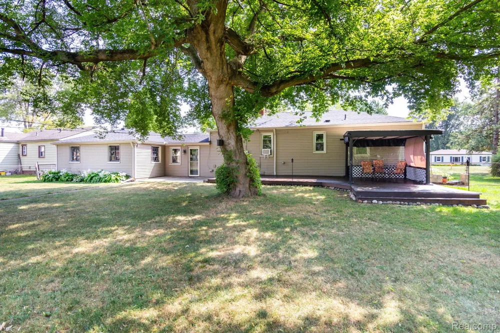 5555 Botsford Avenue Sterling Heights City, MI 48310