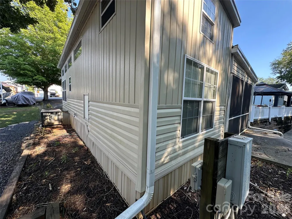 152 Cardinal Drive New London, NC 28127