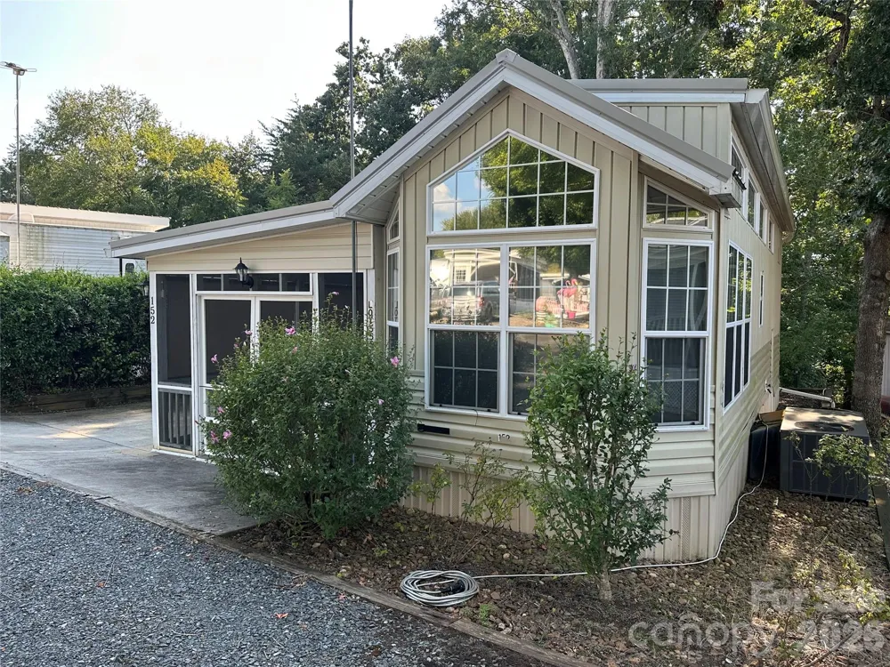 152 Cardinal Drive New London, NC 28127