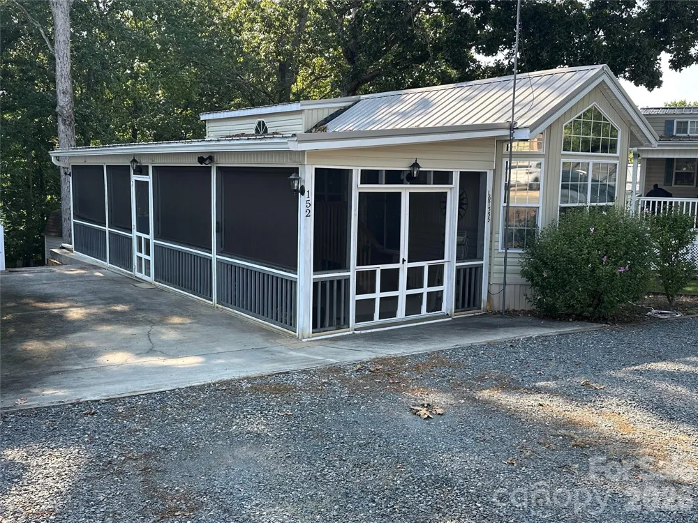 152 Cardinal Drive New London, NC 28127