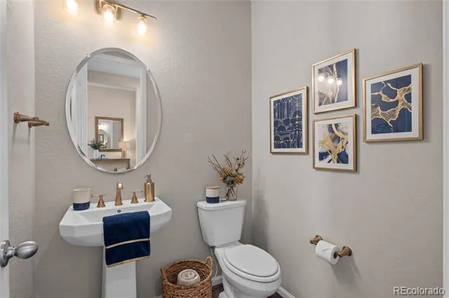 24231 E 40th Avenue Aurora, CO 80019