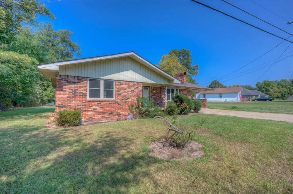 1212 Henrietta White Boulevard Cullen, LA 71075