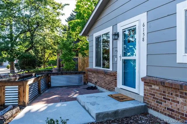 6158 W 75th Drive Arvada, CO 80003