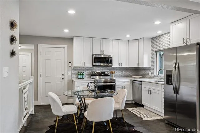 6158 W 75th Drive Arvada, CO 80003