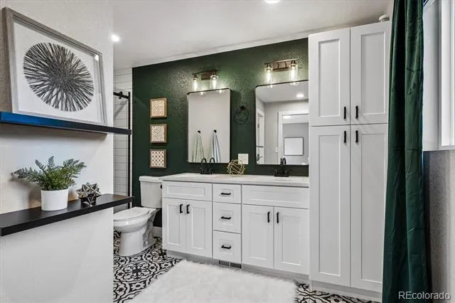 6158 W 75th Drive Arvada, CO 80003