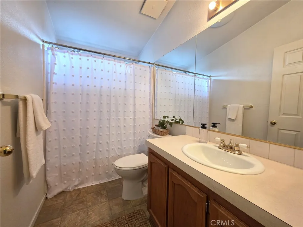 350 Gilmore Rd #111 Red Bluff, CA 96080