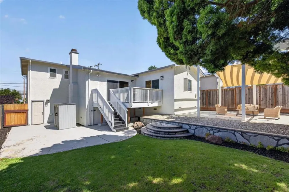 2591 Jacobs Street Hayward, CA 94541