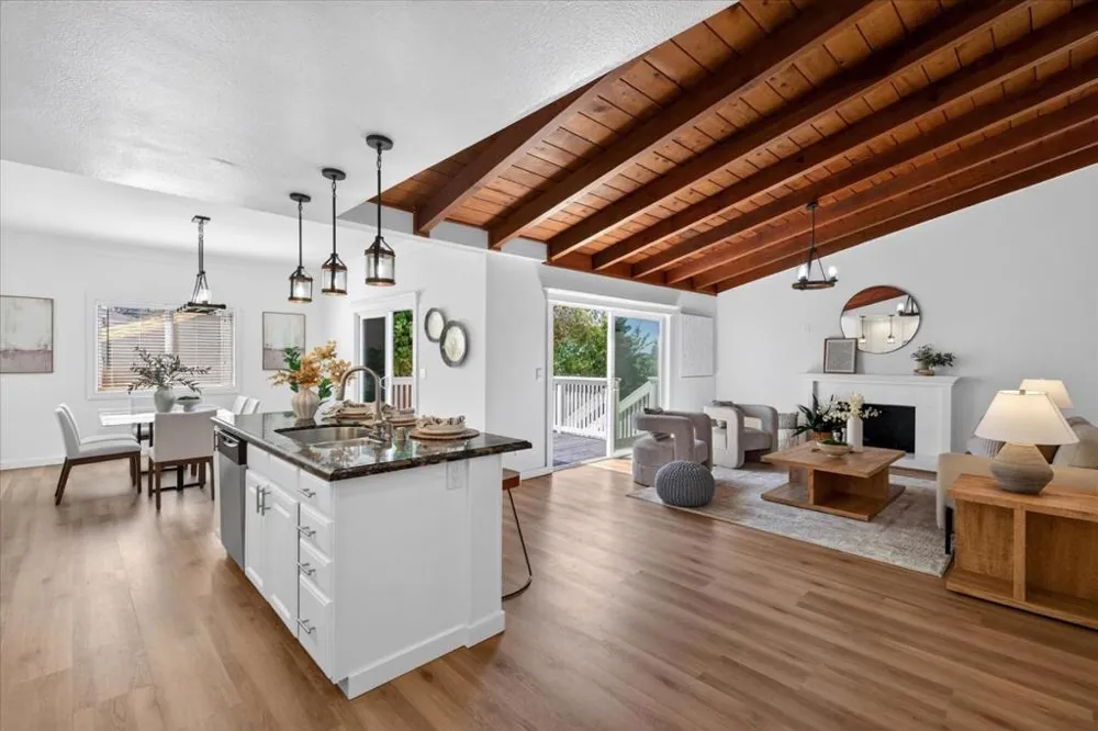 2591 Jacobs Street Hayward, CA 94541