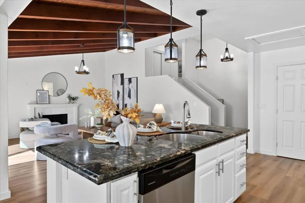 2591 Jacobs Street Hayward, CA 94541