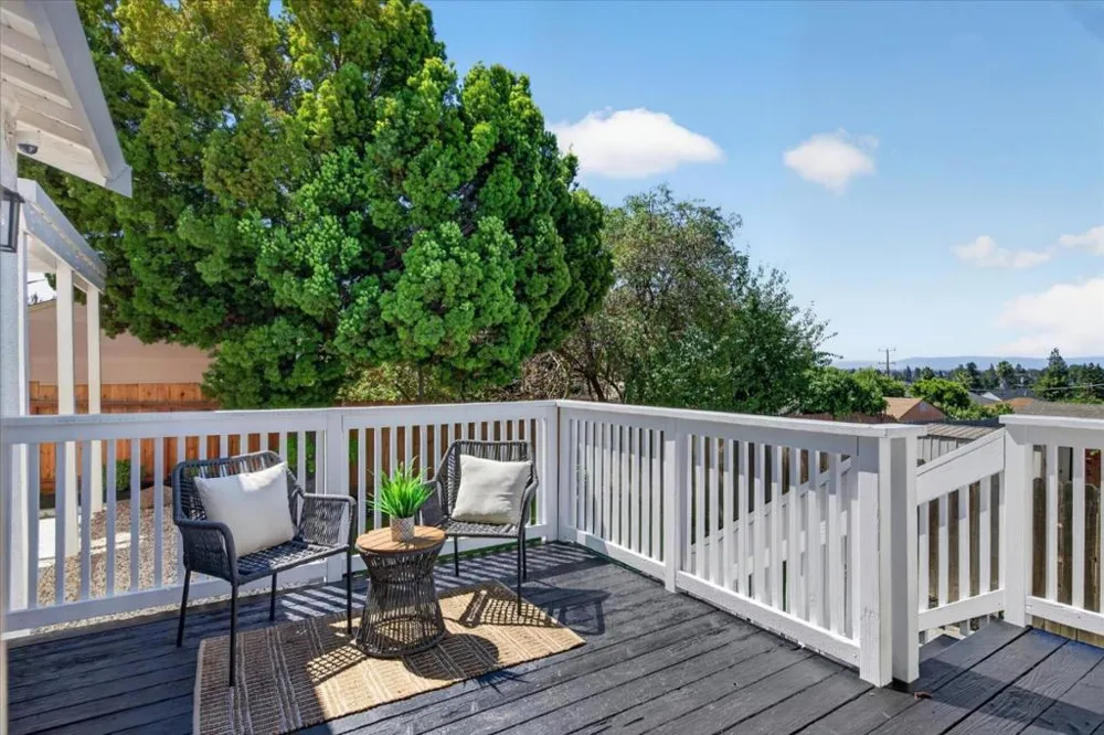 2591 Jacobs Street Hayward, CA 94541