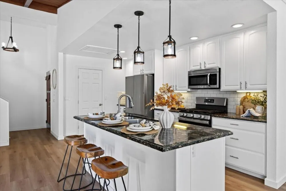 2591 Jacobs Street Hayward, CA 94541